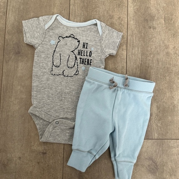 Gerber & cat and Jack 0-3 Month Baby Boy matching outfit set - Picture 4 of 11